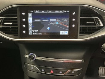 Used Peugeot 308 2017 for sale - 77933974: Photo