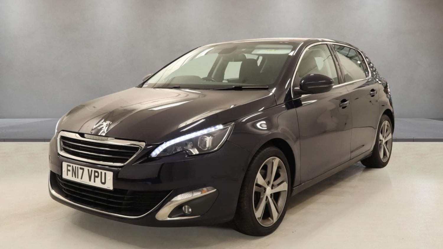 Used Peugeot 308 2017 for sale - 77933974: Photo 5