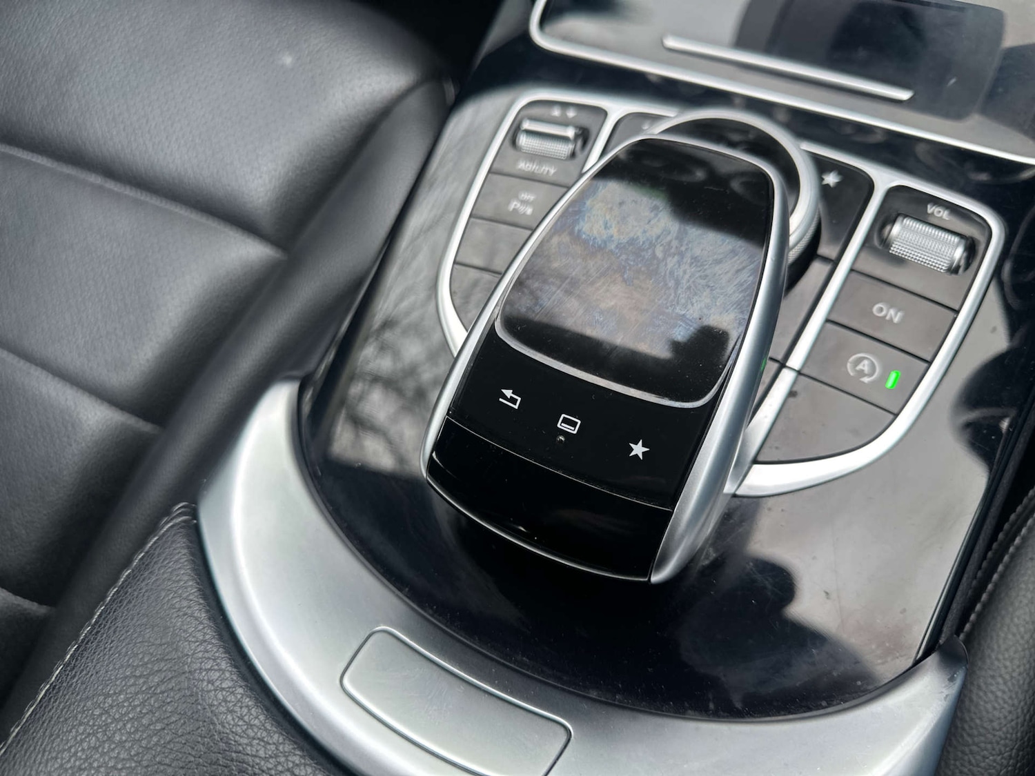 Used Mercedes-Benz C Class 2014 for sale - 77220995: Photo 27