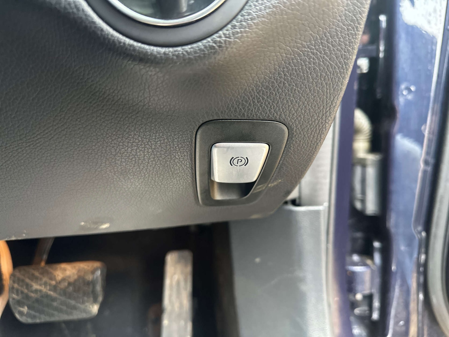 Used Mercedes-Benz C Class 2014 for sale - 77220995: Photo 32