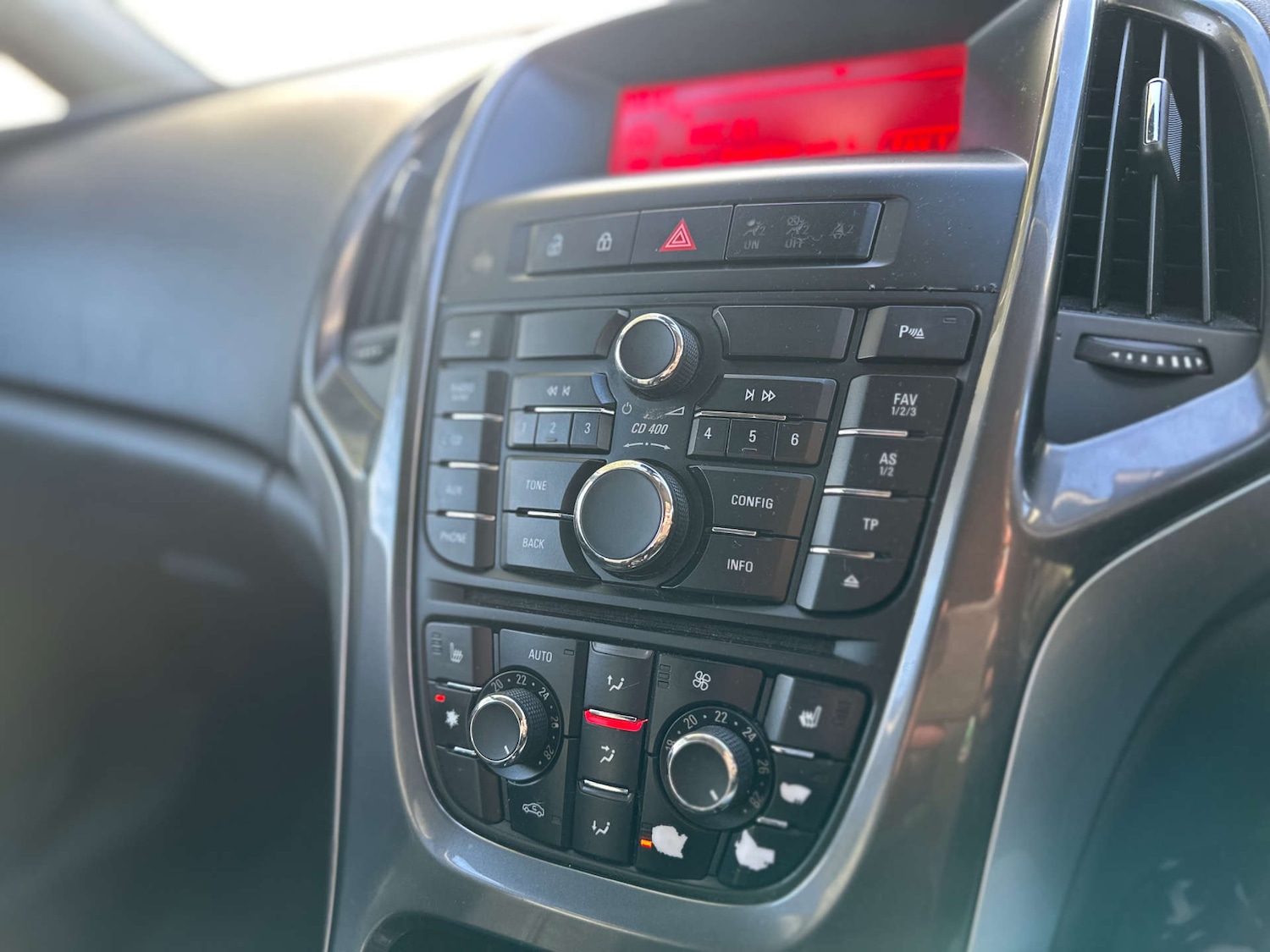 Used Vauxhall Astra 2013 for sale - 77195907: Photo 24