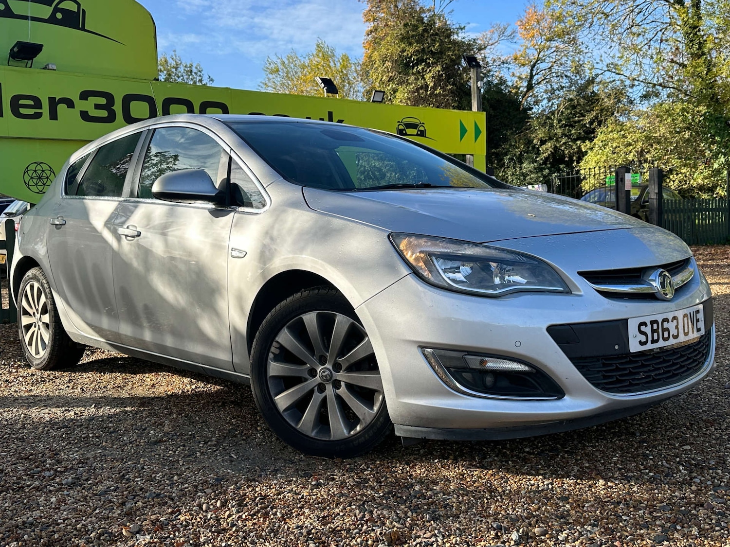 Used Vauxhall Astra 2013 for sale - 77195907: Photo 5