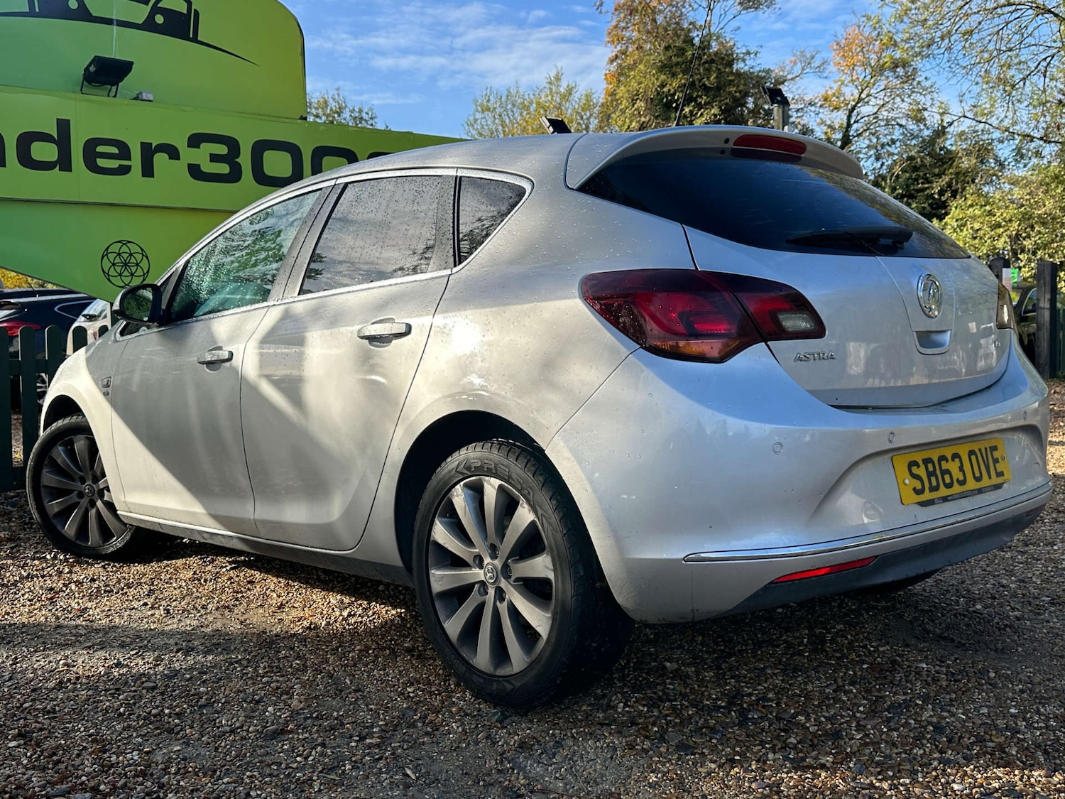 Used Vauxhall Astra 2013 for sale - 77195907: Photo 8