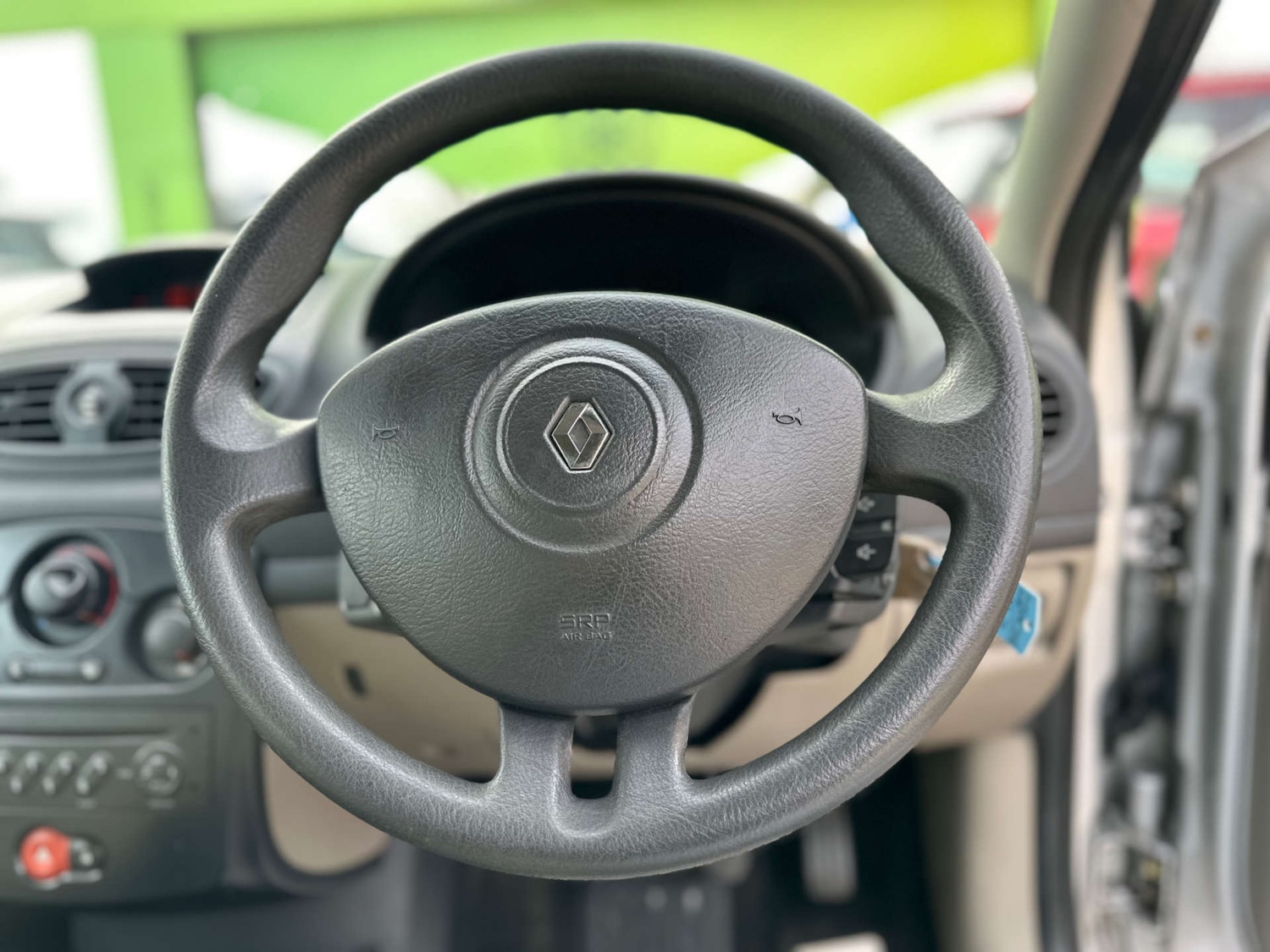 Used Renault Clio 2006 for sale - 77921654: Photo 22