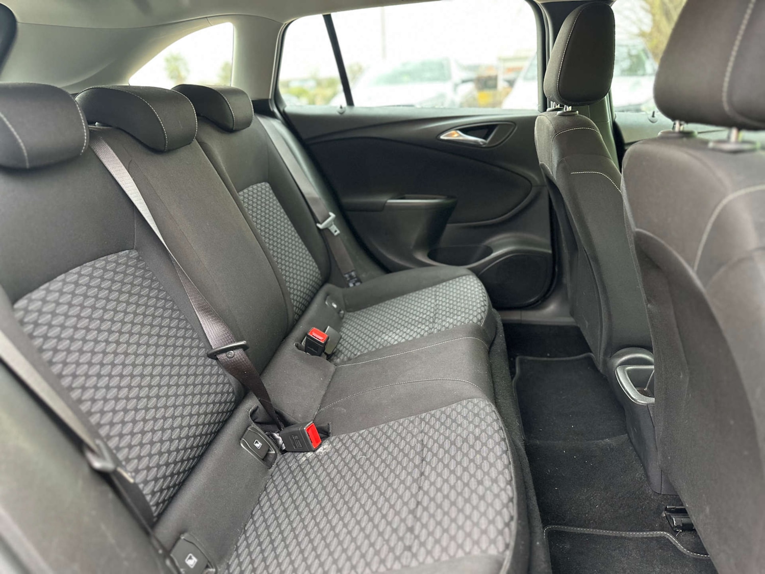 Used Vauxhall Astra 2017 for sale - 77921647: Photo 12