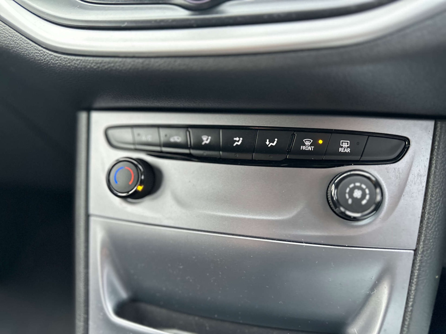 Used Vauxhall Astra 2017 for sale - 77921647: Photo 23