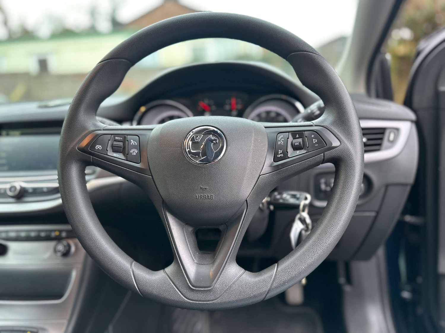 Used Vauxhall Astra 2017 for sale - 77921647: Photo 31