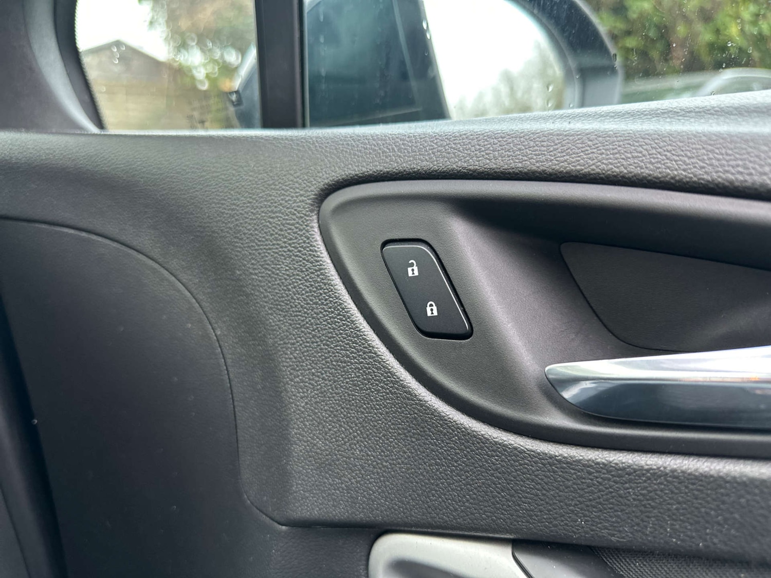 Used Vauxhall Astra 2017 for sale - 77921647: Photo 33