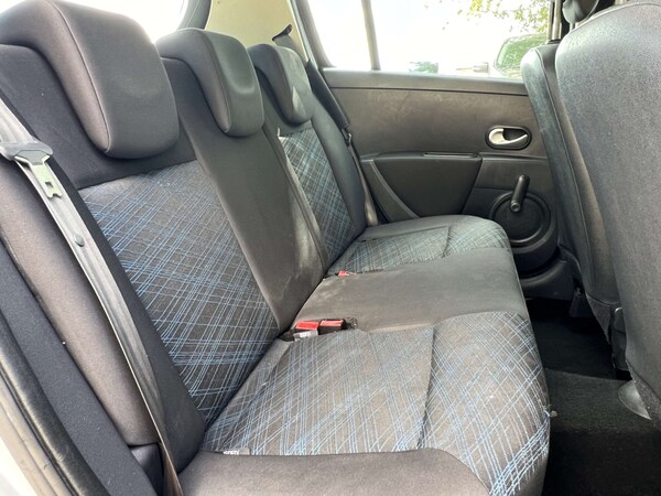 Used Renault Clio 2008 for sale - 75631347: Photo 11