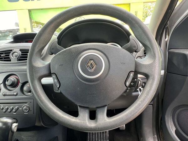 Used Renault Clio 2008 for sale - 75631347: Photo 24