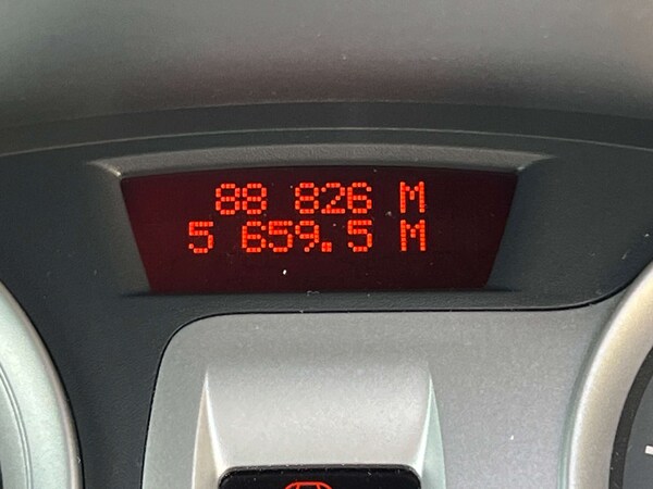 Used Renault Clio 2008 for sale - 75631347: Photo 3