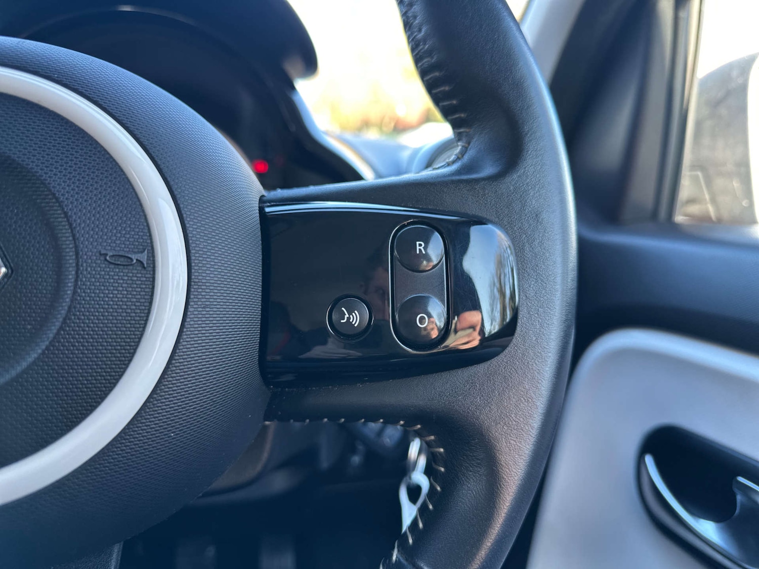 Used Renault Twingo 2014 for sale - 77571254: Photo 23