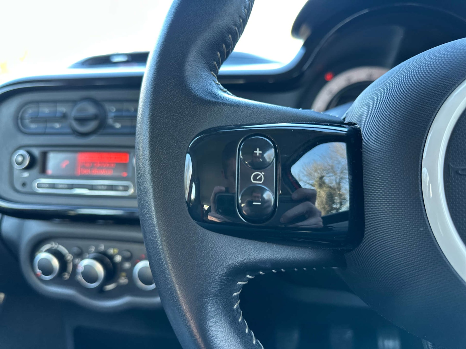 Used Renault Twingo 2014 for sale - 77571254: Photo 24