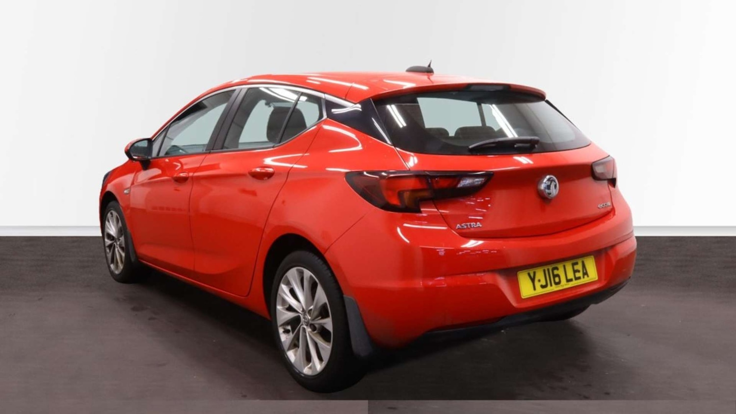 Used Vauxhall Astra 2016 for sale - 76625835: Photo 10
