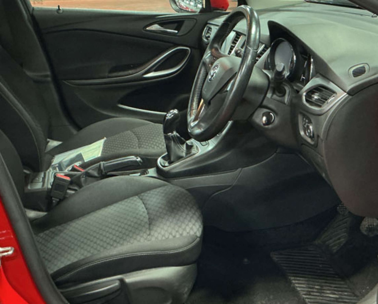 Used Vauxhall Astra 2016 for sale - 76625835: Photo 3