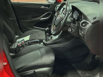 Used Vauxhall Astra 2016 for sale - 76625835: Photo