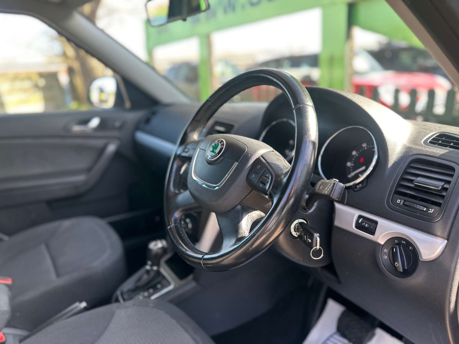 Used Skoda Yeti 2013 for sale - 77921649: Photo 2