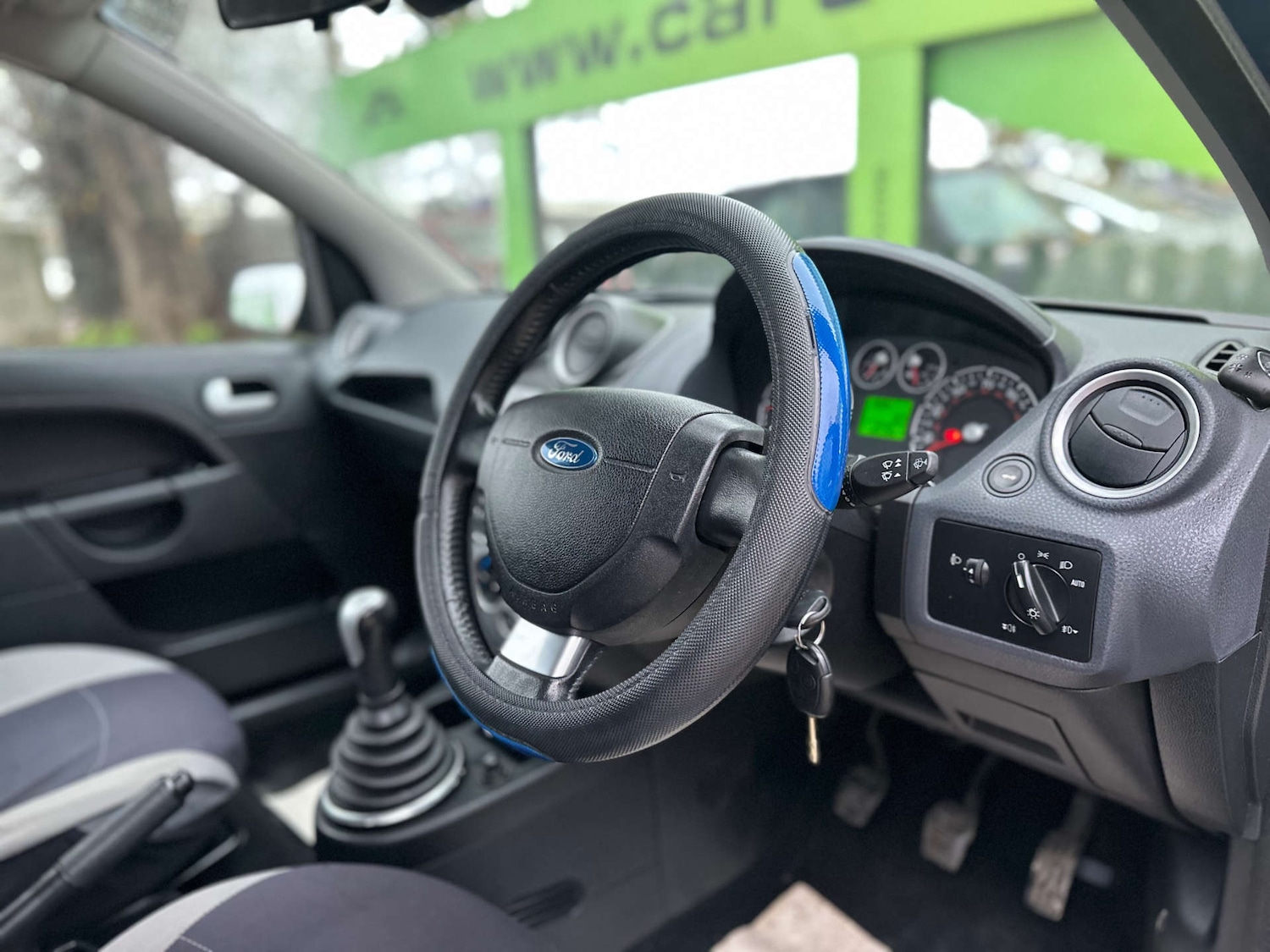 Used Ford Fiesta 2007 for sale - 76693623: Photo 2