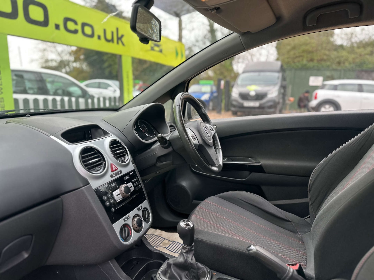 Used Vauxhall Corsa 2010 for sale - 76023104: Photo 13