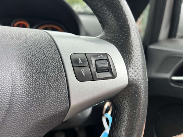 Used Vauxhall Corsa 2010 for sale - 76023104: Photo 14