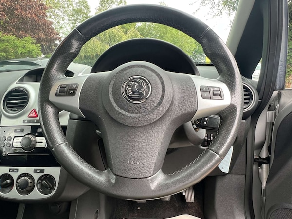 Used Vauxhall Corsa 2010 for sale - 76023104: Photo 16