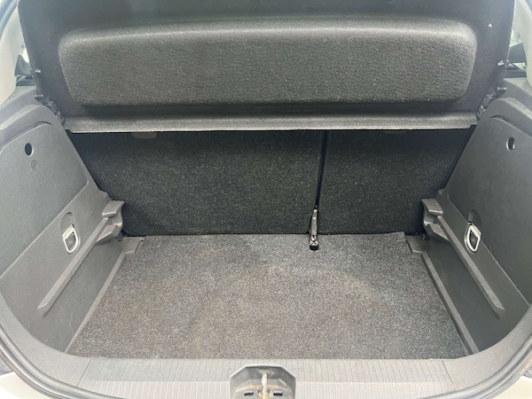 Used Vauxhall Corsa 2010 for sale - 76023104: Photo 21