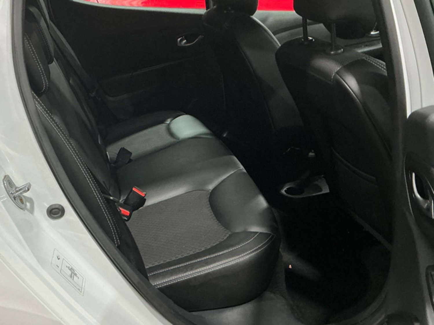 Used Renault Clio 2018 for sale - 77933957: Photo 4