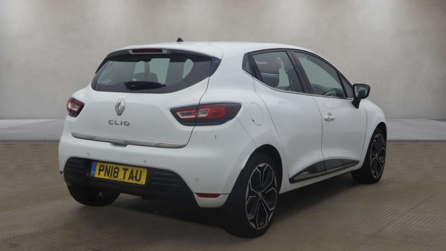 Used Renault Clio 2018 for sale - 77933957: Photo 7