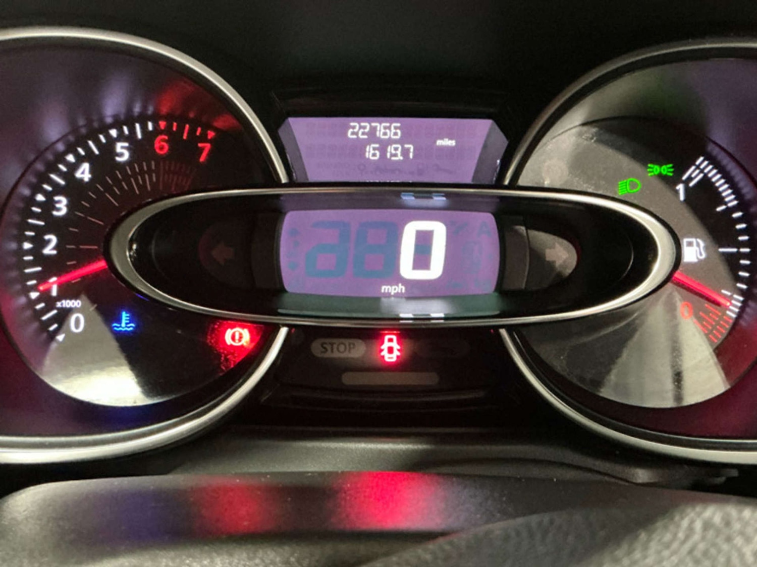 Used Renault Clio 2018 for sale - 77933957: Photo 8