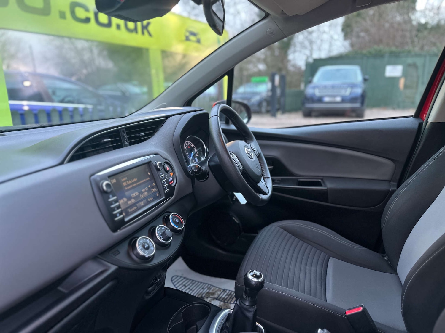 Used Toyota Yaris 2019 for sale - 77318473: Photo 17