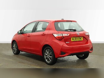 Used Toyota Yaris 2019 for sale - 77318473: Photo