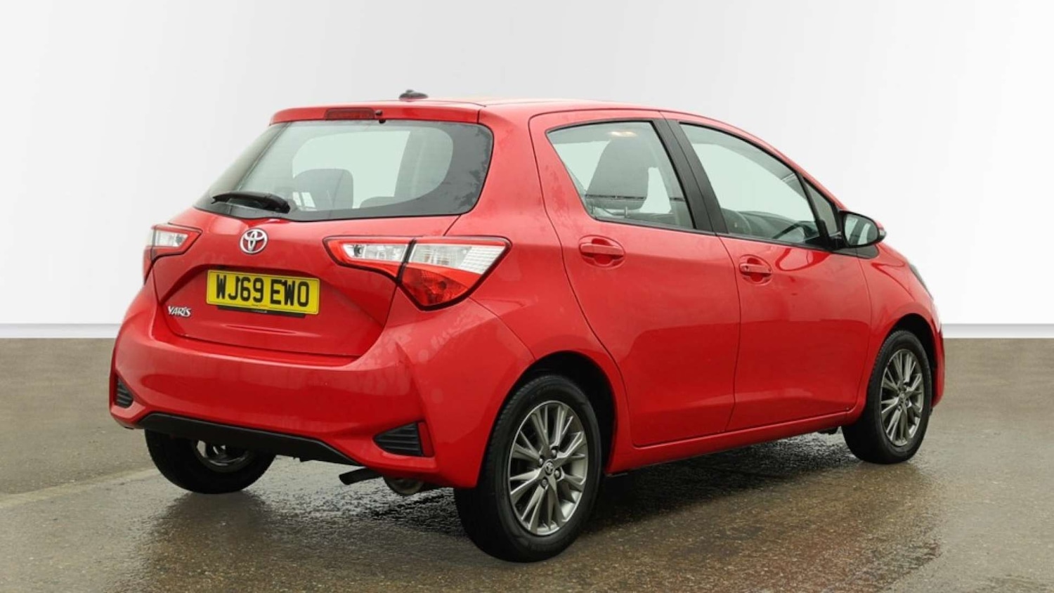 Used Toyota Yaris 2019 for sale - 77318473: Photo 4