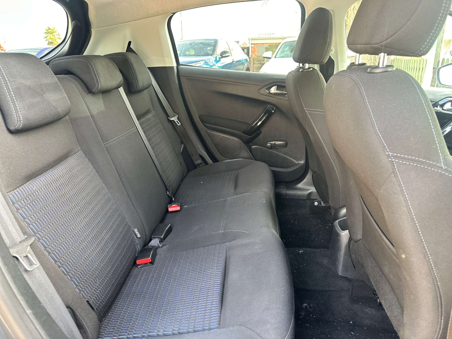 Used Peugeot 208 2014 for sale - 77336930: Photo 14