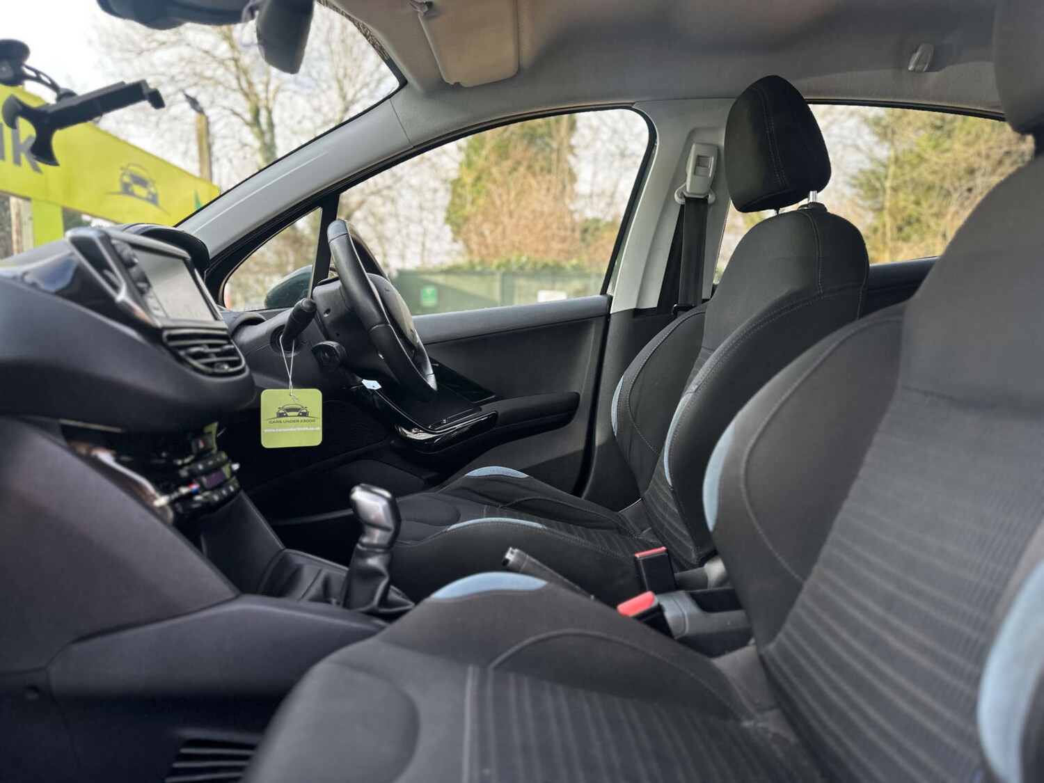 Used Peugeot 208 2014 for sale - 77336930: Photo 16