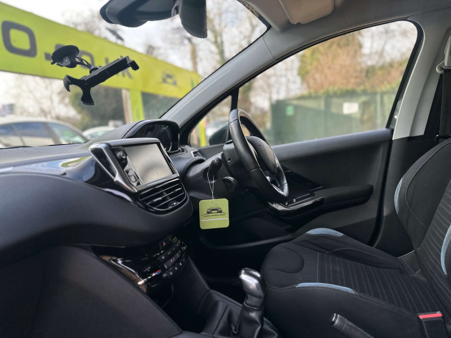 Used Peugeot 208 2014 for sale - 77336930: Photo 17