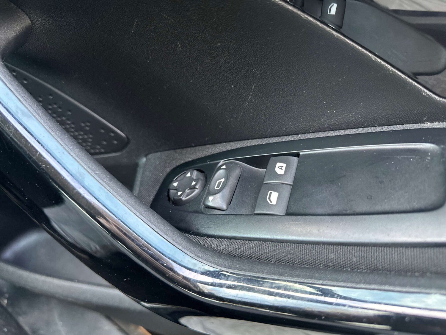 Used Peugeot 208 2014 for sale - 77336930: Photo 29