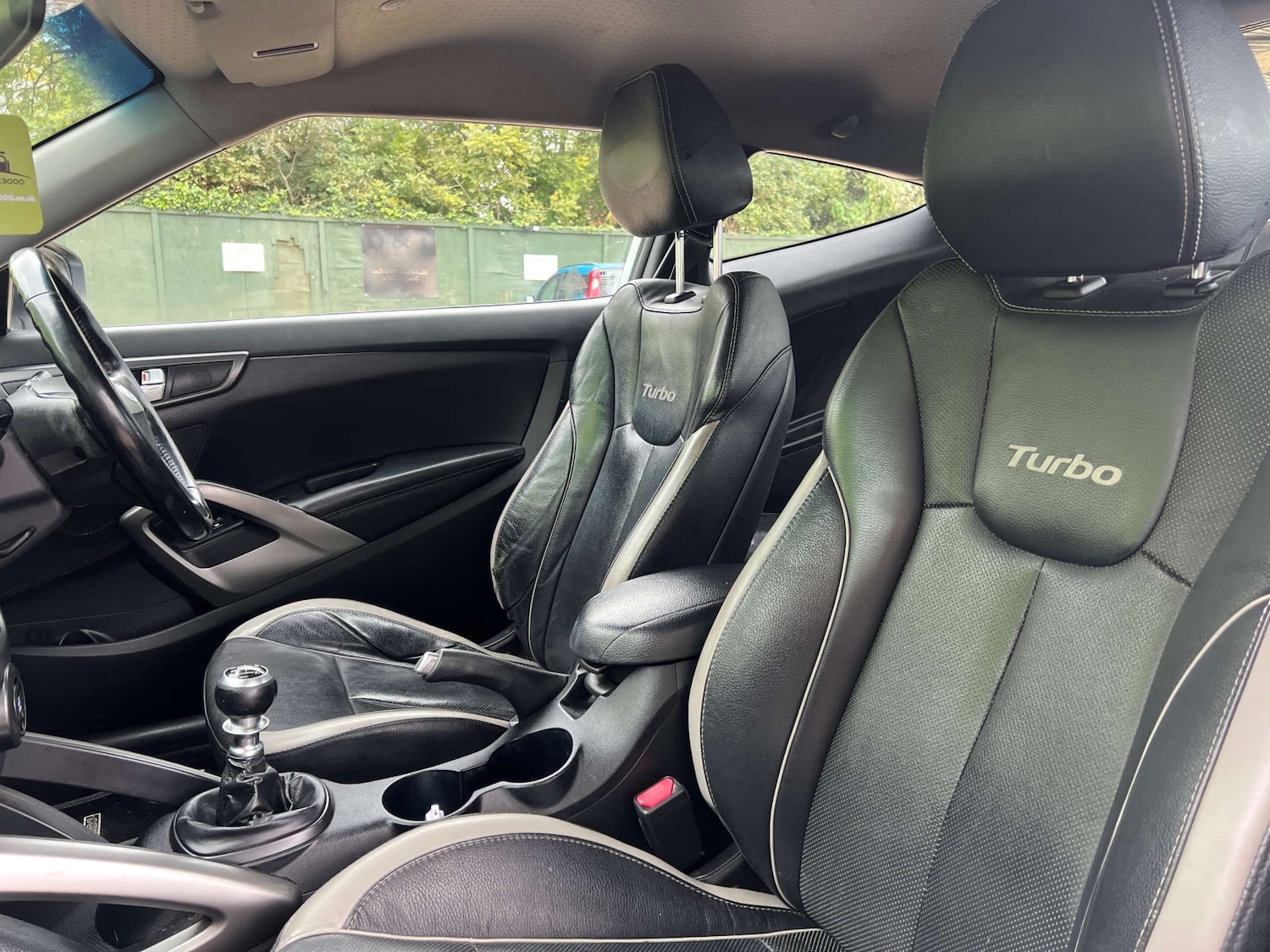 Used Hyundai Veloster 2012 for sale - 76263511: Photo 3