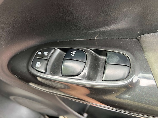 Used Nissan Juke 2016 for sale - 75713072: Photo 31