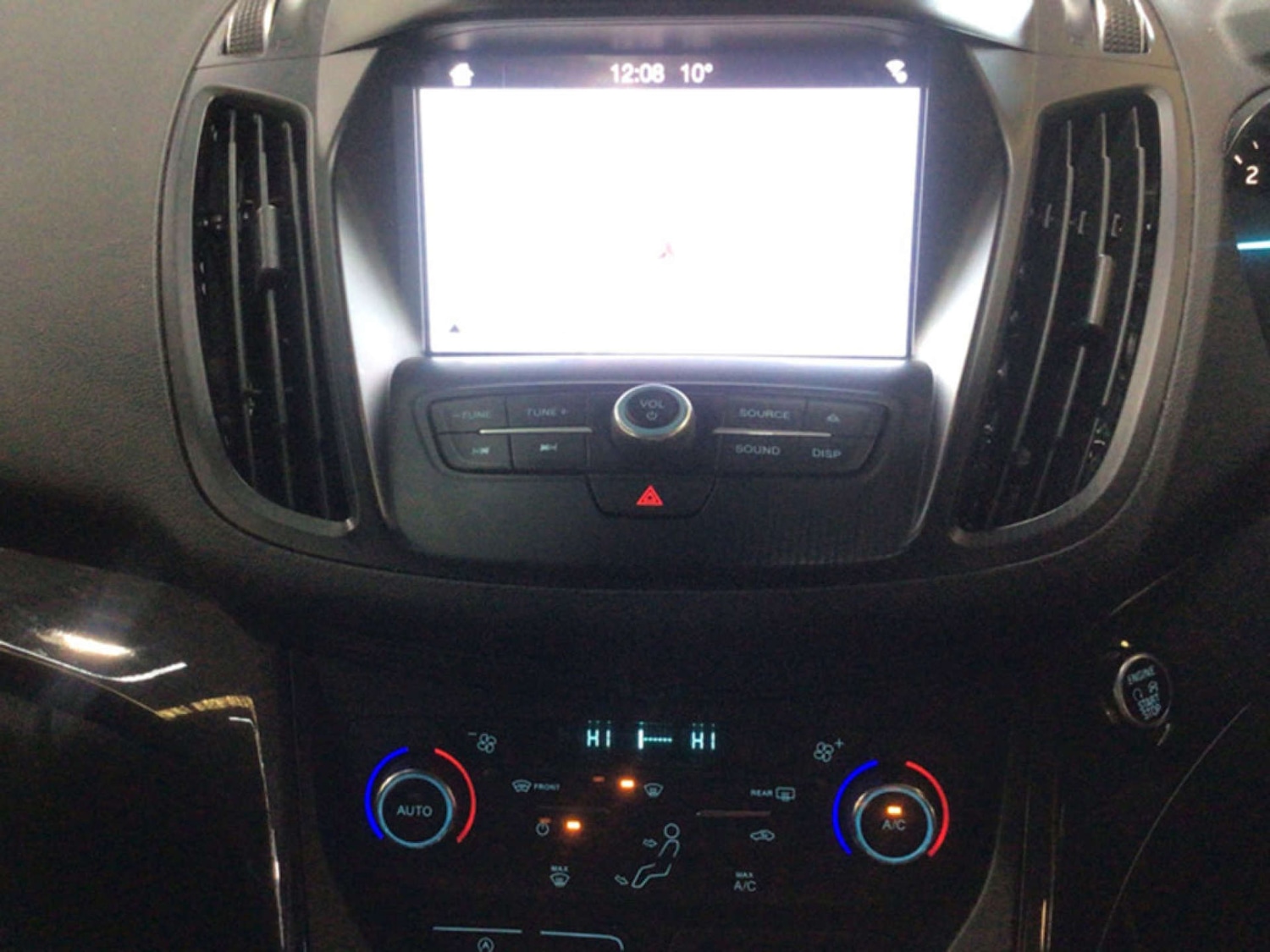 Used Ford Kuga 2017 for sale - 77449531: Photo 2