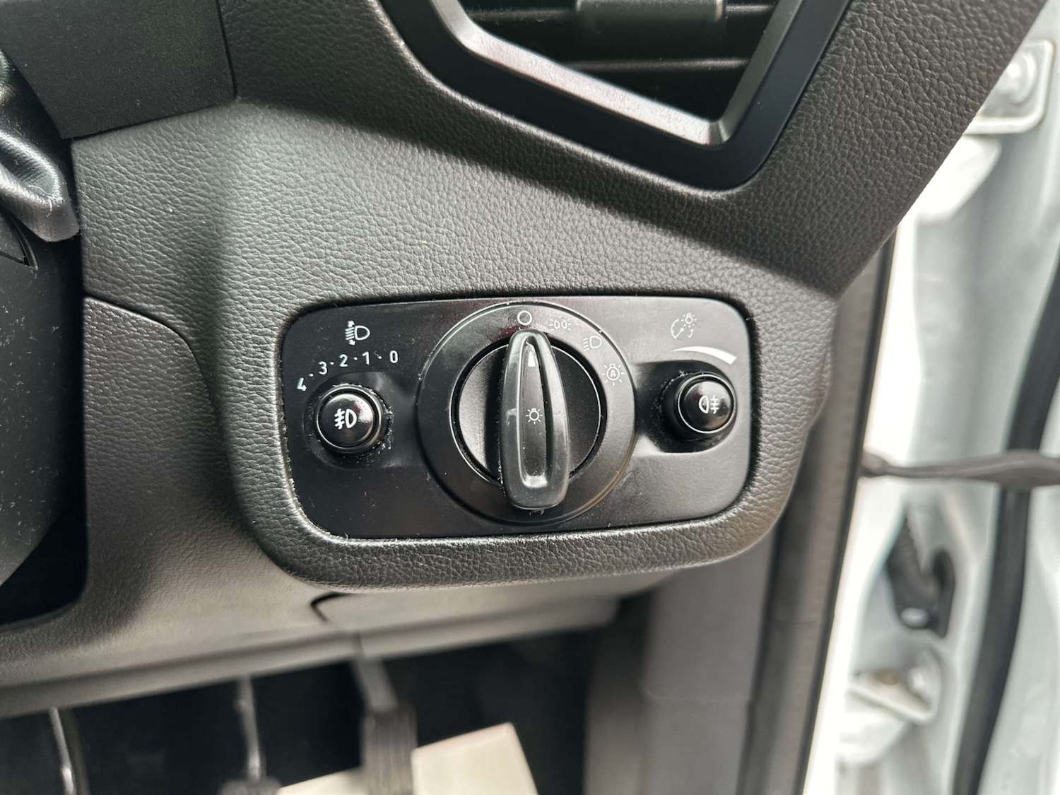 Used Ford Kuga 2017 for sale - 77449531: Photo 34