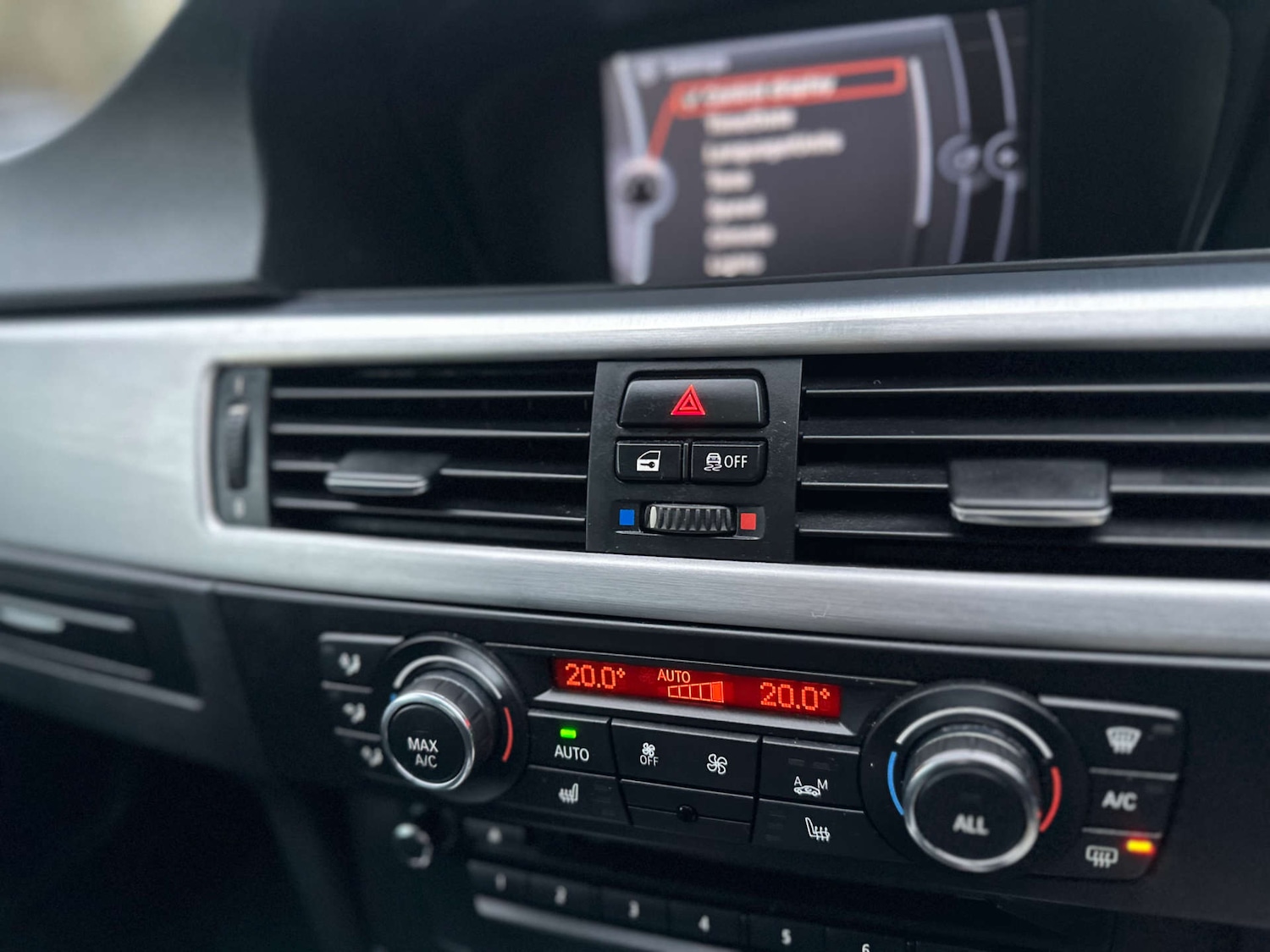 Used BMW 3 Series 2012 for sale - 77446391: Photo 26