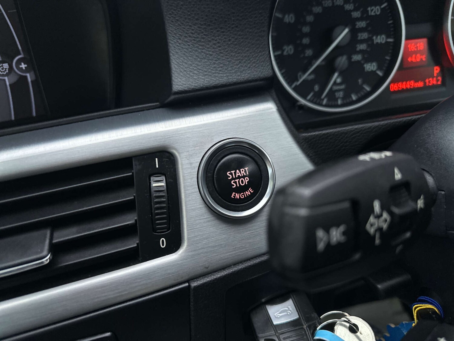 Used BMW 3 Series 2012 for sale - 77446391: Photo 35