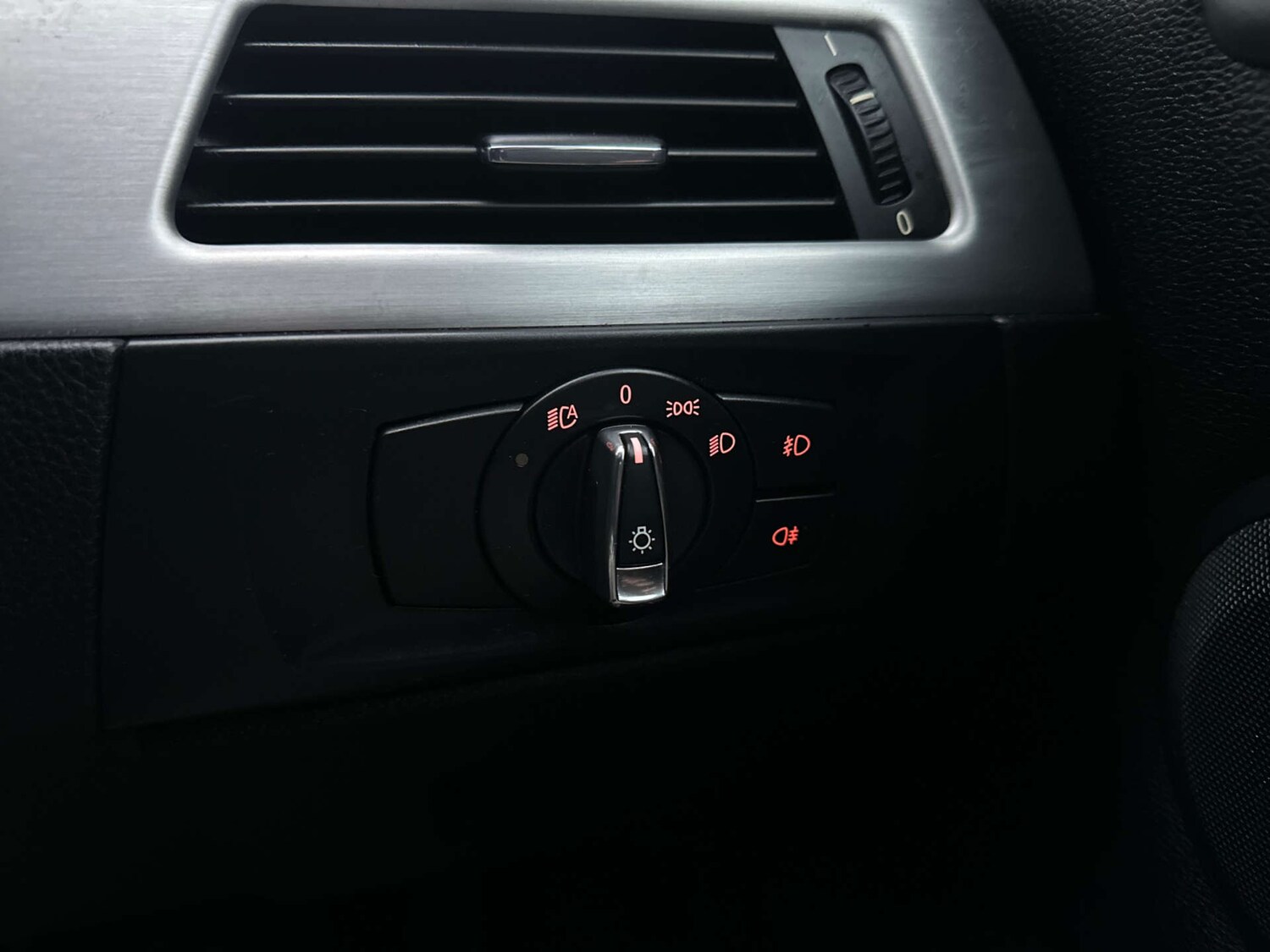 Used BMW 3 Series 2012 for sale - 77446391: Photo 39