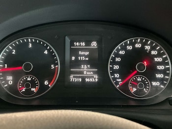 Used Volkswagen Touran 2014 for sale - 77805575: Photo