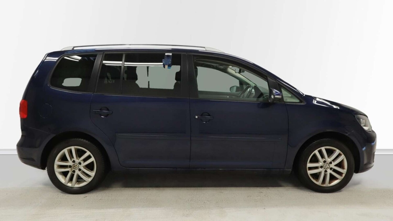 Used Volkswagen Touran 2014 for sale - 77805575: Photo 9
