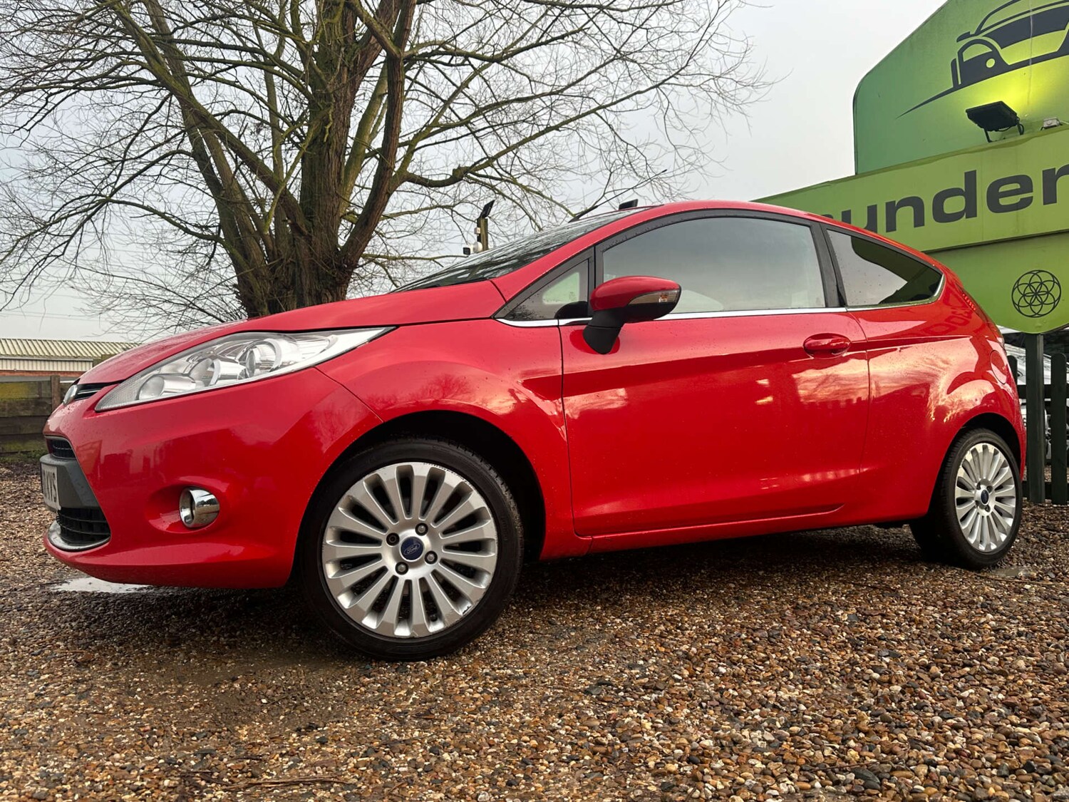 Used Ford Fiesta 2010 for sale - 77364222: Photo 8