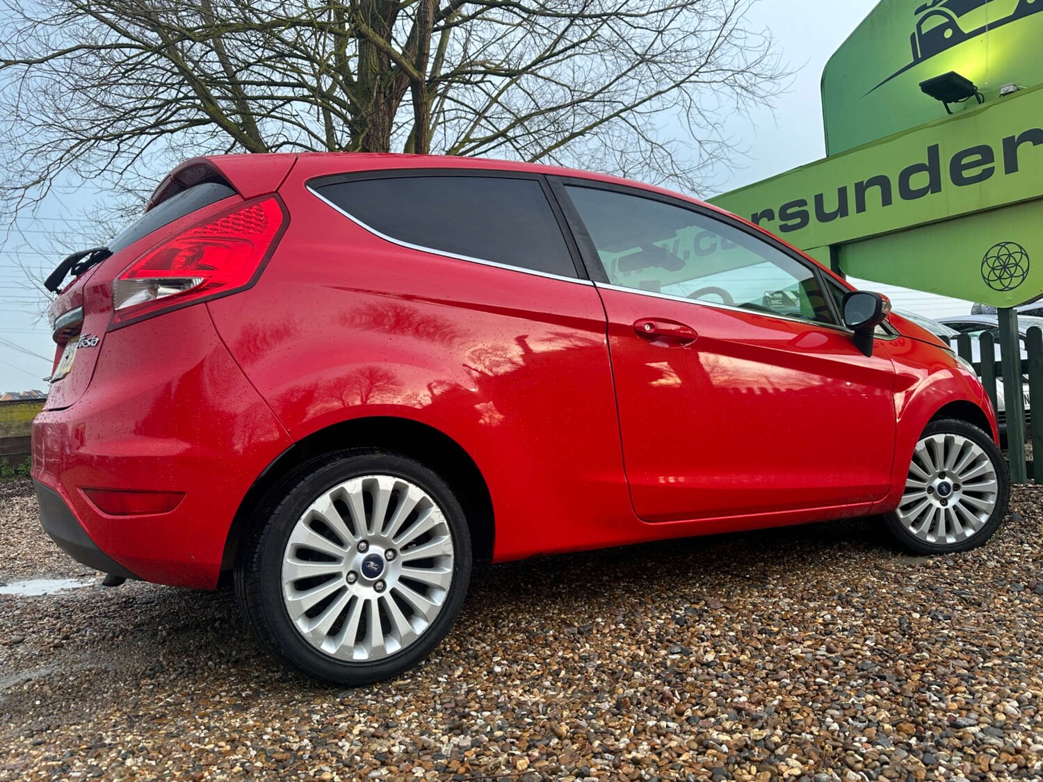 Used Ford Fiesta 2010 for sale - 77364222: Photo 9