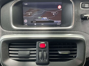 Used Volvo V40 2013 for sale - 77318483: Photo