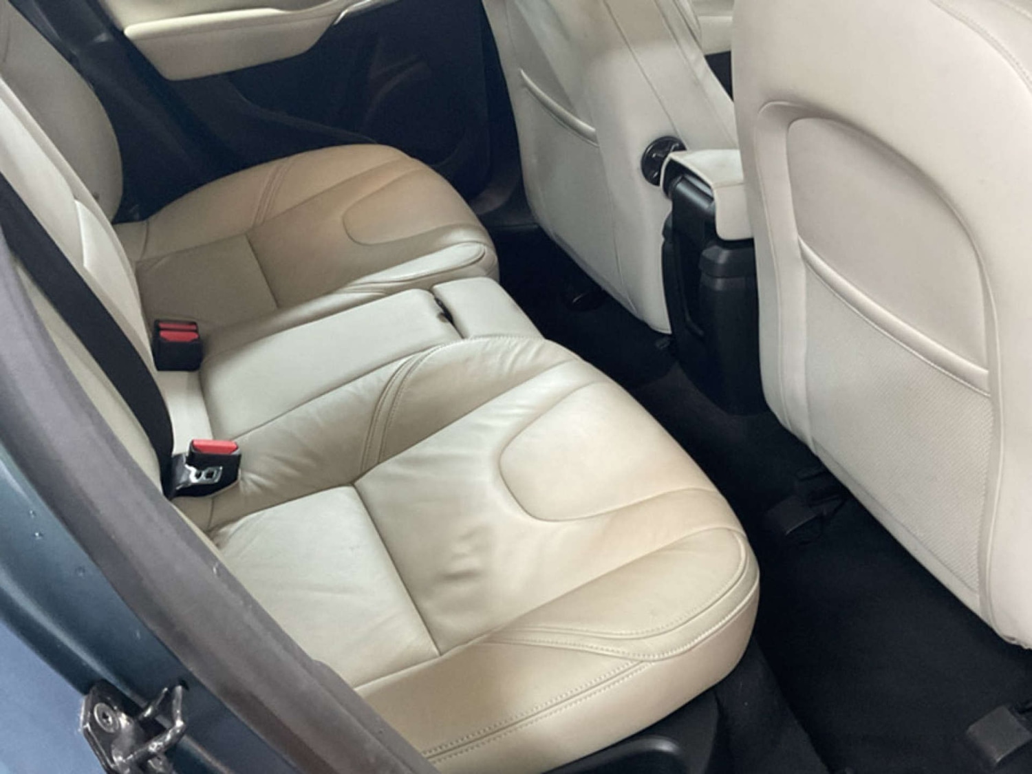 Used Volvo V40 2013 for sale - 77318483: Photo 4