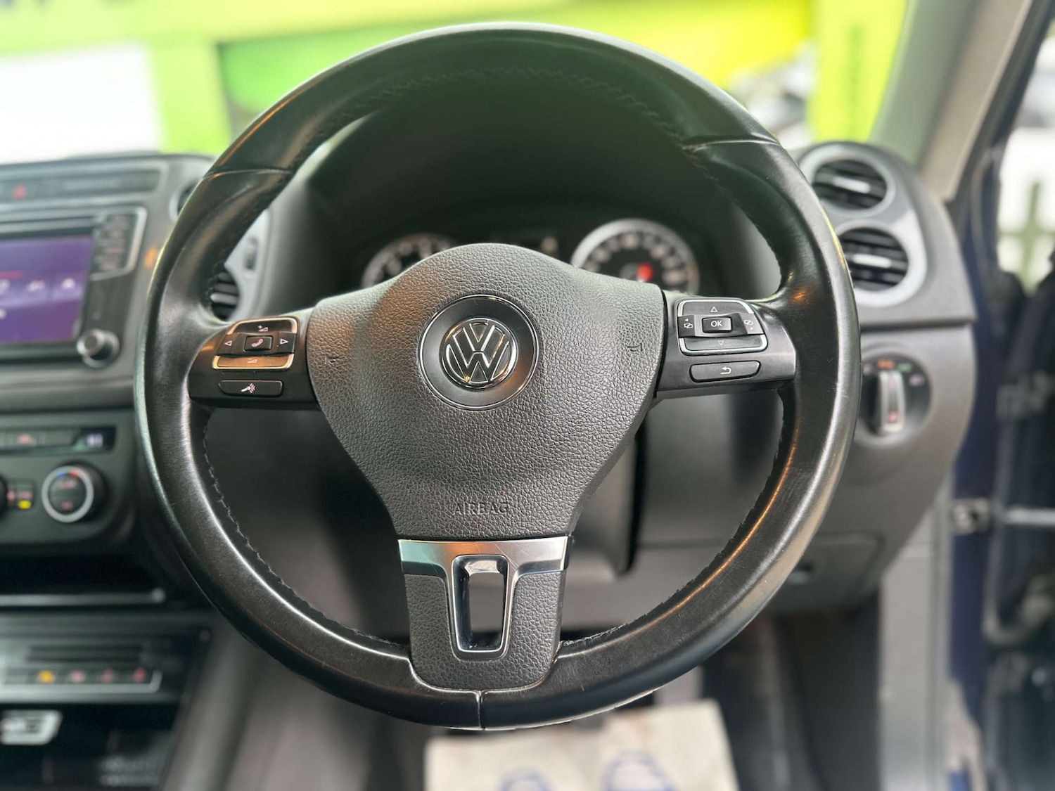 Used Volkswagen Tiguan 2016 for sale - 76601632: Photo 32